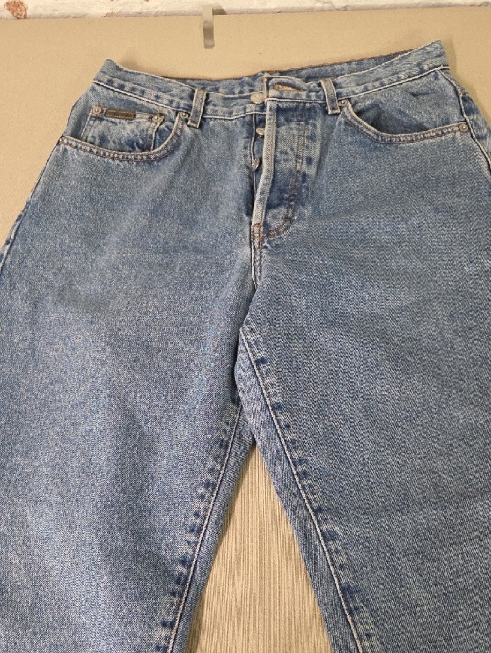 Vintage Calvin Klein Jeans Relaxed Light Blue Denim 90s SIZE 11 30 Waist High - Picture 4 of 8